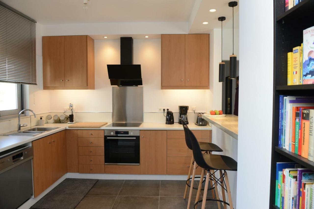 Boutique Apartment In Chalandri Athena Bagian luar foto